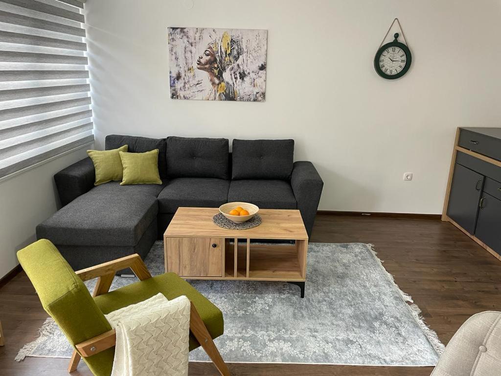 Damade Apartments Яйце Екстер'єр фото