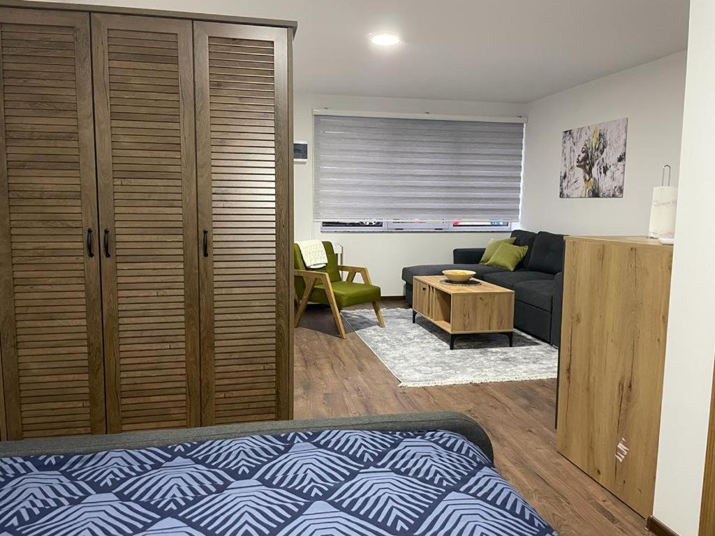 Damade Apartments Яйце Екстер'єр фото